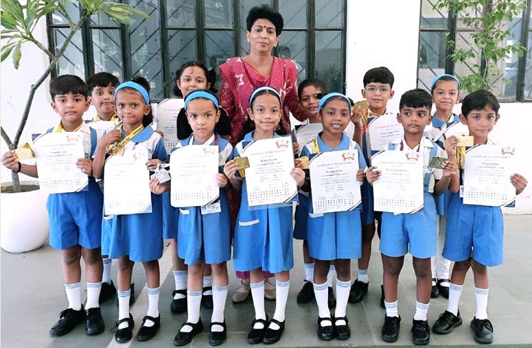 सी.एम.एस. छात्रों ने 9 गोल्ड मेडल समेत 14 पदक जीते सी.एम.एस. छात्रों ने 9 गोल्ड मेडल समेत 14 पदक जीते